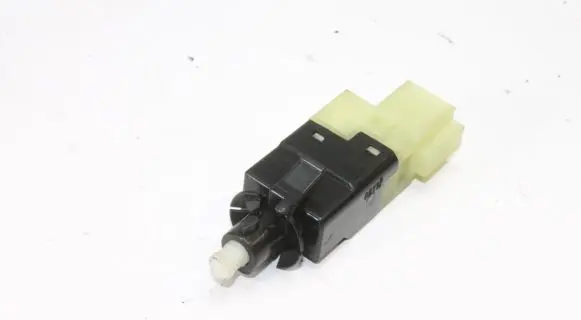 Mercedes-Benz B W245 Brake pedal sensor switch A0015456709
