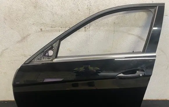 Mercedes-Benz E W212 Front door 
