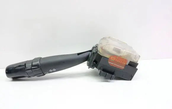 Toyota Avensis T250 Indicator stalk 173650