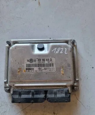 Volkswagen PASSAT B5 Engine control unit/module 038906019GS 28SA5627 0281010940