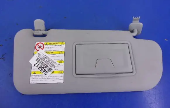 Mazda 3 I Sun visor