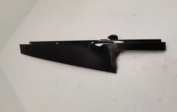 BMW X5M F85 Rear door glass trim molding 7289653