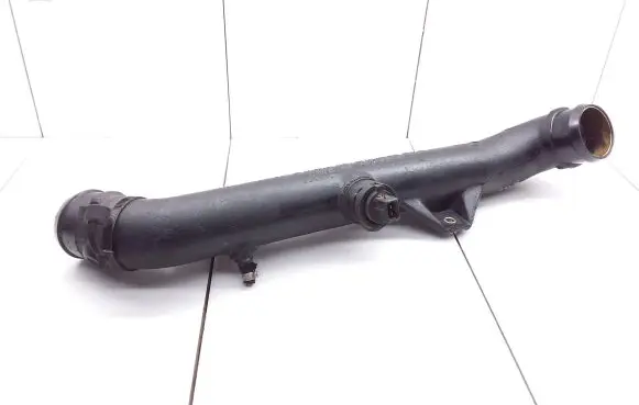 Volkswagen Golf III Intercooler hose/pipe 1H0145762
