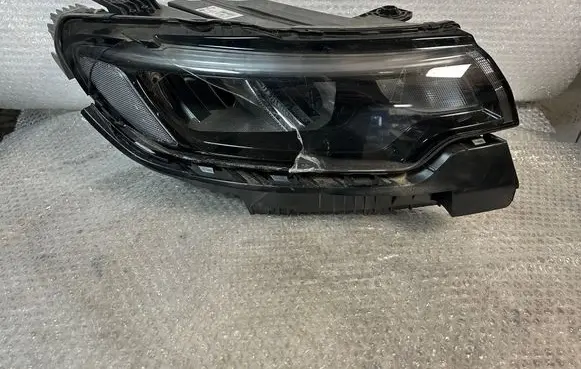 Jeep Compass Headlight/headlamp 00522040310