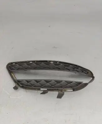 Mercedes-Benz CLS C218 X218 Front fog light trim/grill A2188851623