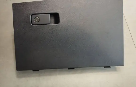 Volkswagen Amarok II Glove box N1XBE060T10