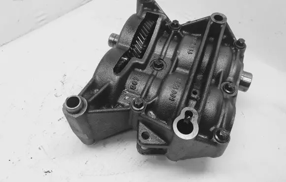 Mercedes-Benz E W211 Balance shaft A6460100238