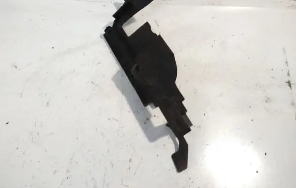 Volkswagen Golf V Intercooler air guide/duct channel