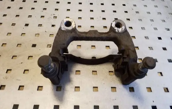 Audi TT TTS Mk2 Brake caliper pad carrier rear 