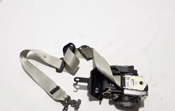 Volvo S60 Front seatbelt 32131284