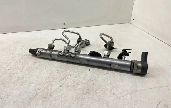BMW X1 E84 Fuel main line pipe 0445214182