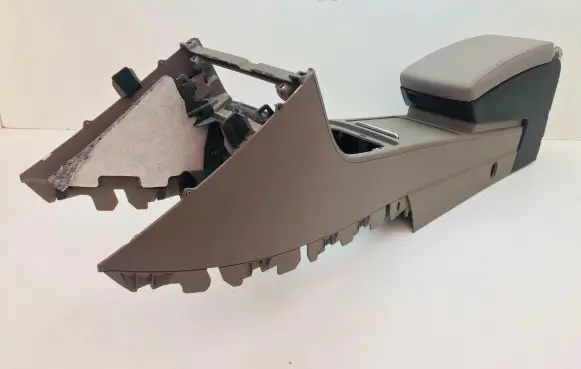 Volkswagen PASSAT B6 Center console 3C0864207G