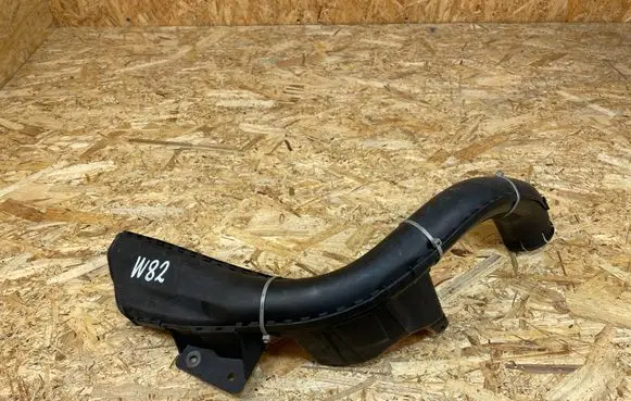 Nissan Juke I F15 Air intake duct part 70390554 1KB0A