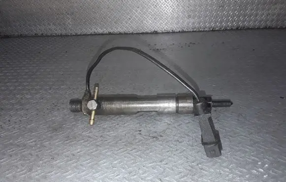 Ford Galaxy Fuel injector 028130201S