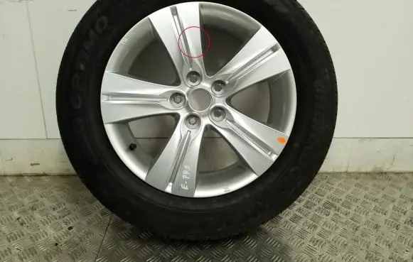 KIA Sportage R17 alloy rim 