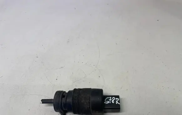 Audi A6 S6 C6 4F Windscreen/windshield washer pump 1J5955651