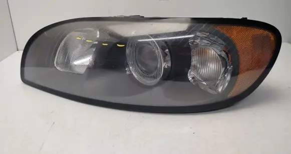 Volvo C70 Headlight/headlamp 