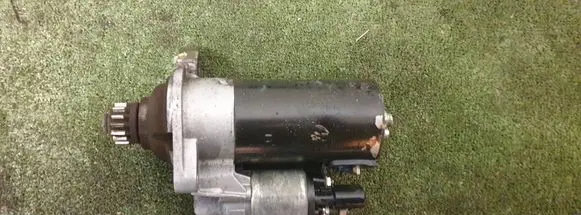 Volkswagen Caddy Starter motor 02Z911024H