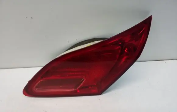 Opel Astra J Tailgate rear/tail lights