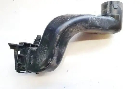 Volvo V40 Air intake hose/pipe 31319359