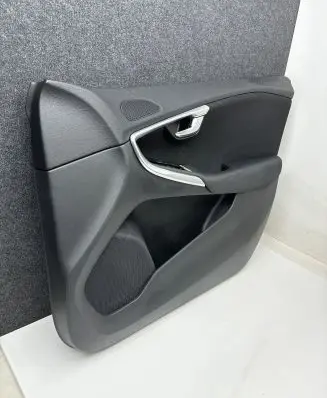 Volvo V40 Front door card panel trim 1319933