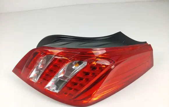 Peugeot 508 Rear/tail lights 9686293680A