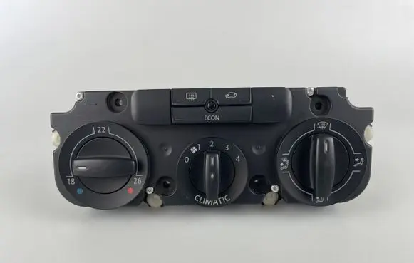 Volkswagen Golf V Climate control unit 1K0820047DP 1K0820047 5HB008719