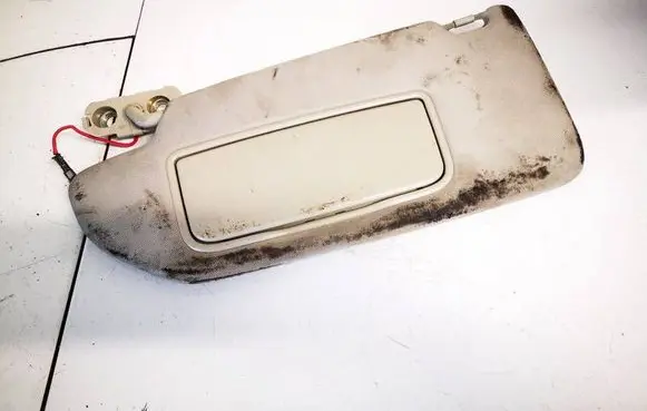 Sun visor