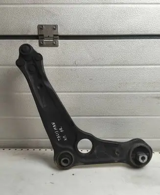 Renault Talisman Front lower control arm/wishbone 545050303R