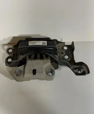 Volkswagen Polo VI Engine mount bracket 2Q0199555AF