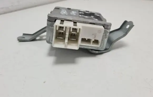Toyota Yaris Power steering control unit/module 896500D030