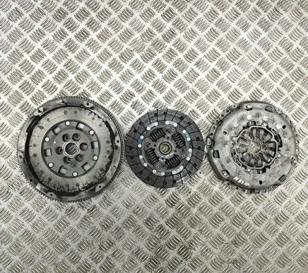 Volkswagen T-Roc Clutch set kit 05E141025A 05E141031F