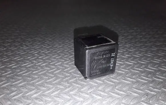 Renault Laguna III Other relay 7700821864