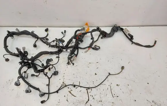 Volvo XC40 Engine installation wiring loom 32276483JLK01