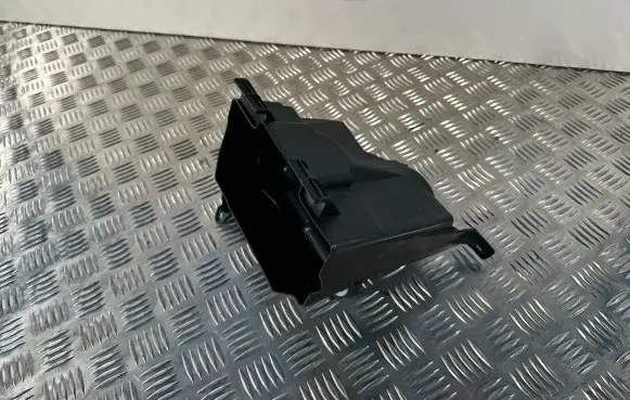 Mercedes-Benz E W213 Fuse box set A2135400124