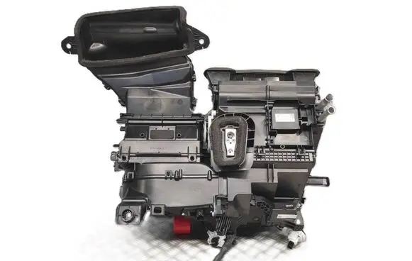 Interior heater climate box assembly