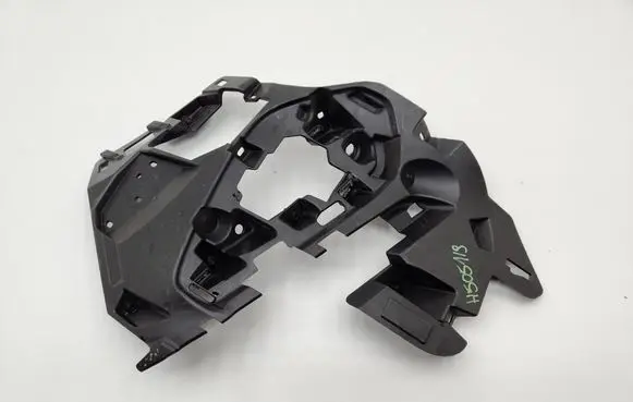 Peugeot 3008 II Front bumper mounting bracket 9836769680