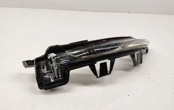 Volvo V60 Mirror indicator light 21010252