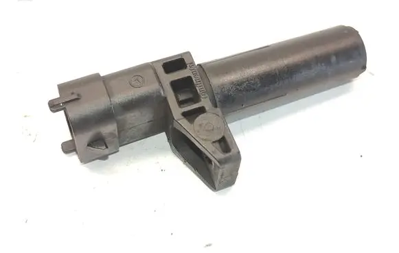 Mercedes-Benz Sprinter W906 Crankshaft position sensor A2761530128 OM651