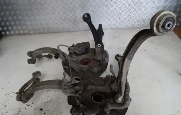 Audi Q5 SQ5 Front wheel hub