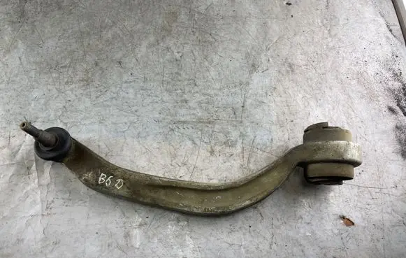 Volkswagen PASSAT B5 Front control arm