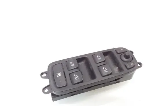 Volvo V50 Electric window control switch 30710787 30710788 30710789