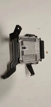 KIA Sorento Engine control unit/module 391102FMM6 1039T32373 EDC17C57