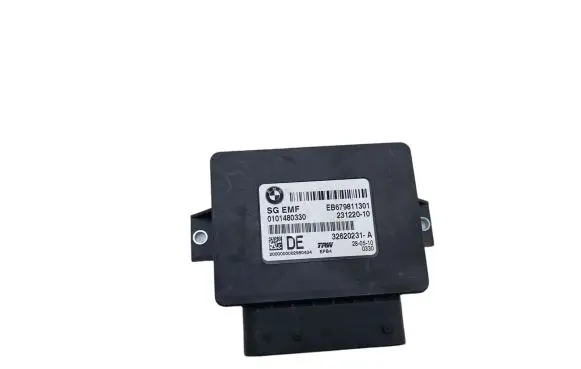 BMW 5 F10 F11 Hand brake control module 679811301 23122010 32620231A