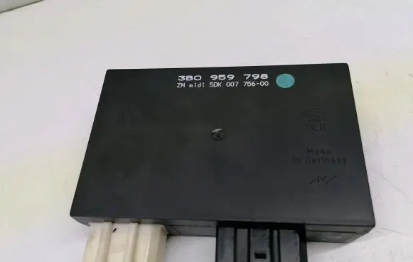 Volkswagen PASSAT B5 Comfort/convenience module 3B0959798 5DK00775600