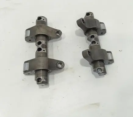 Volkswagen PASSAT B6 Fuel Injector clamp holder 