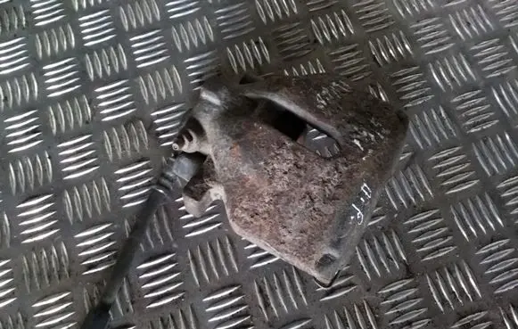 Seat Alhambra (Mk1) Front brake caliper