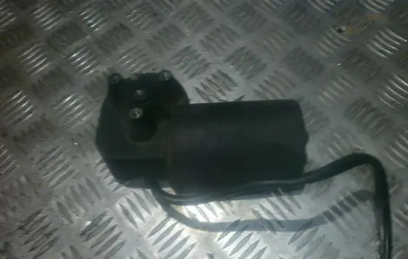 Peugeot 406 Wiper motor 0390241337cep