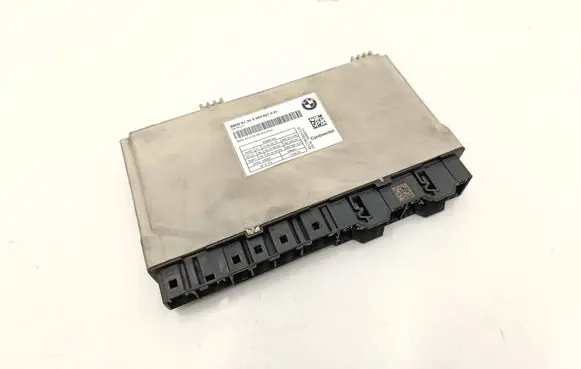 BMW 5 G30 G31 G38 Seat control module 9483827 002001000 002000001