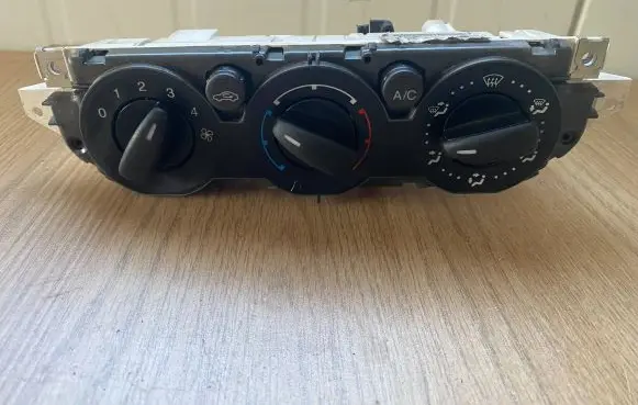 Ford Focus C-MAX Climate control unit 7M5T19980AA P69607332709170748 69607332